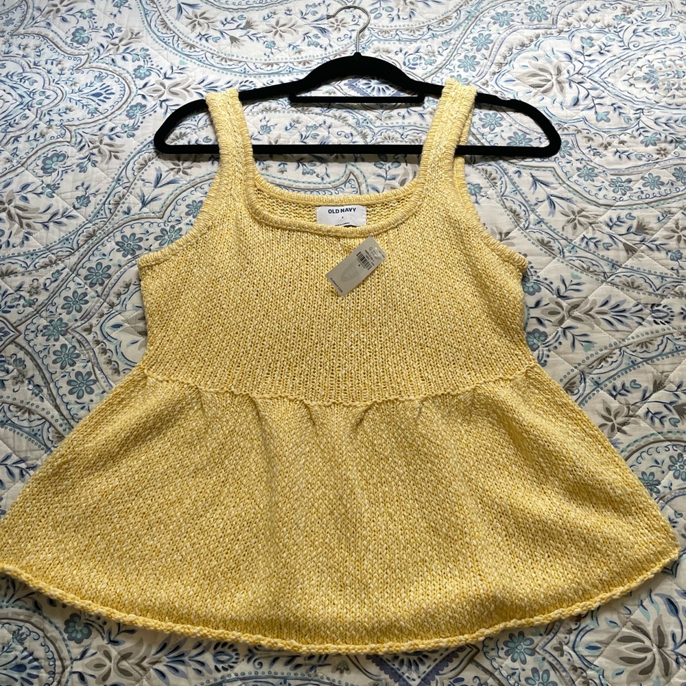 Yellow and White Old Navy Sweater Tank, Size Small NWT